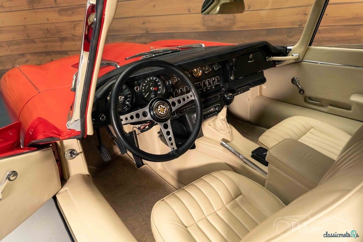 1970' Jaguar E-Type photo #2