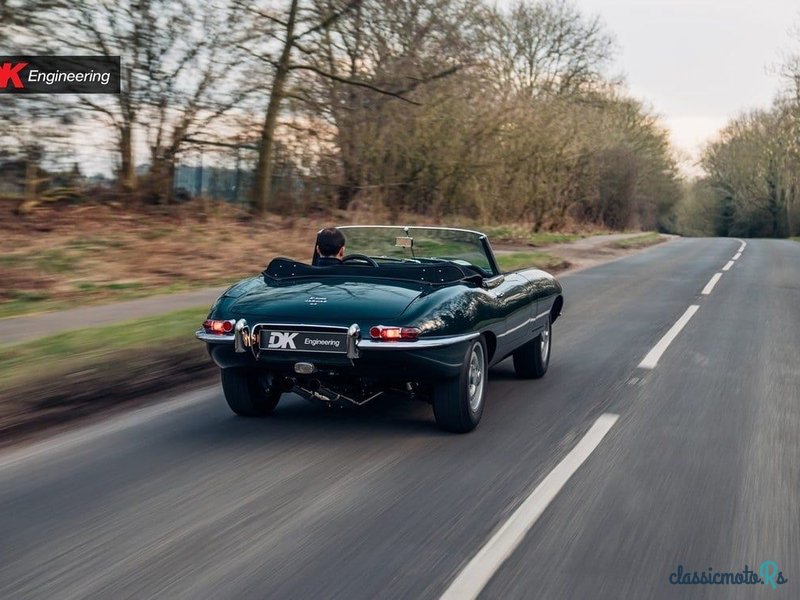 1967' Jaguar E-Type photo #2