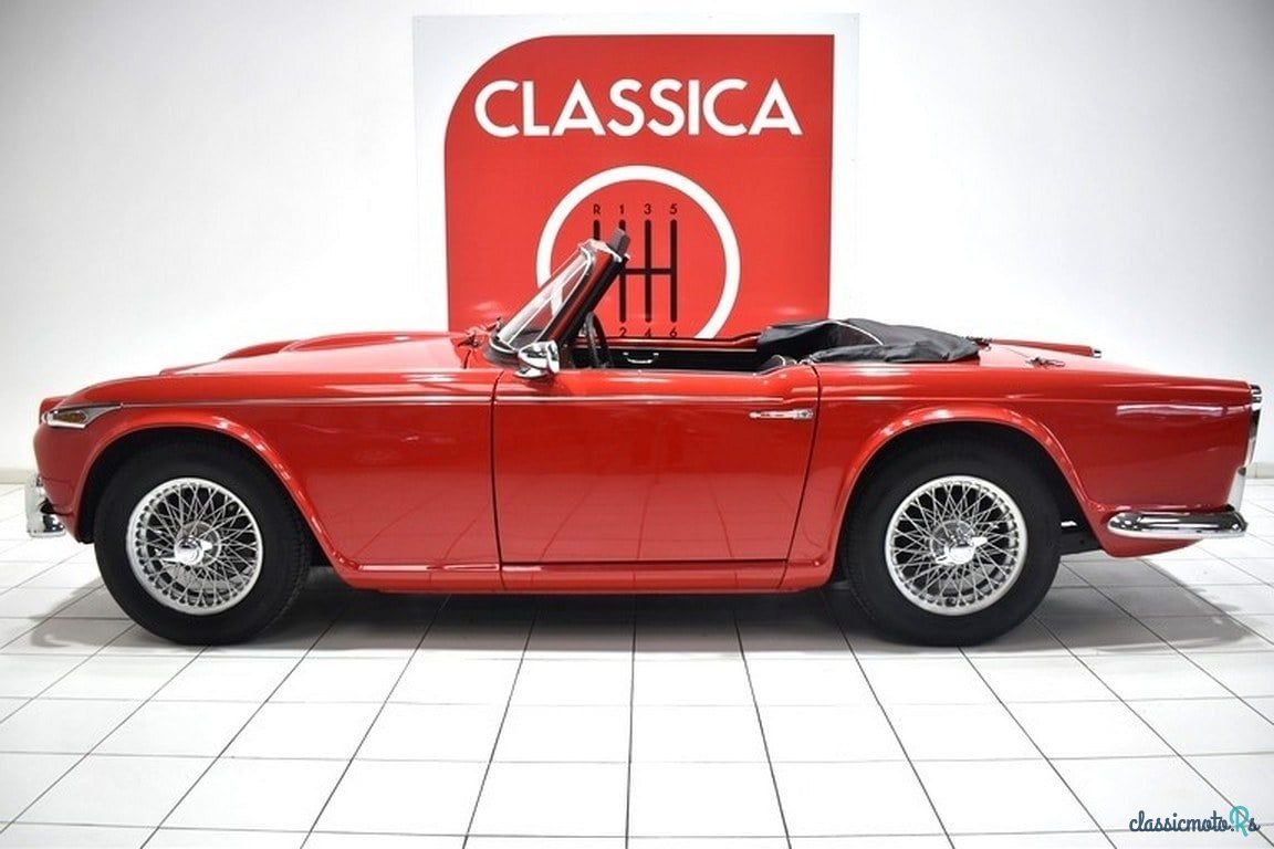 1965' Triumph TR4 photo #5