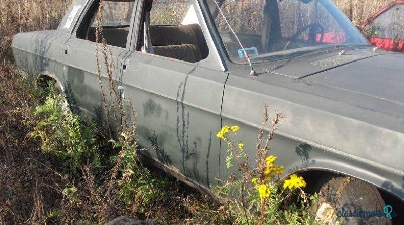 1975' Gaz 24 Wolga photo #1