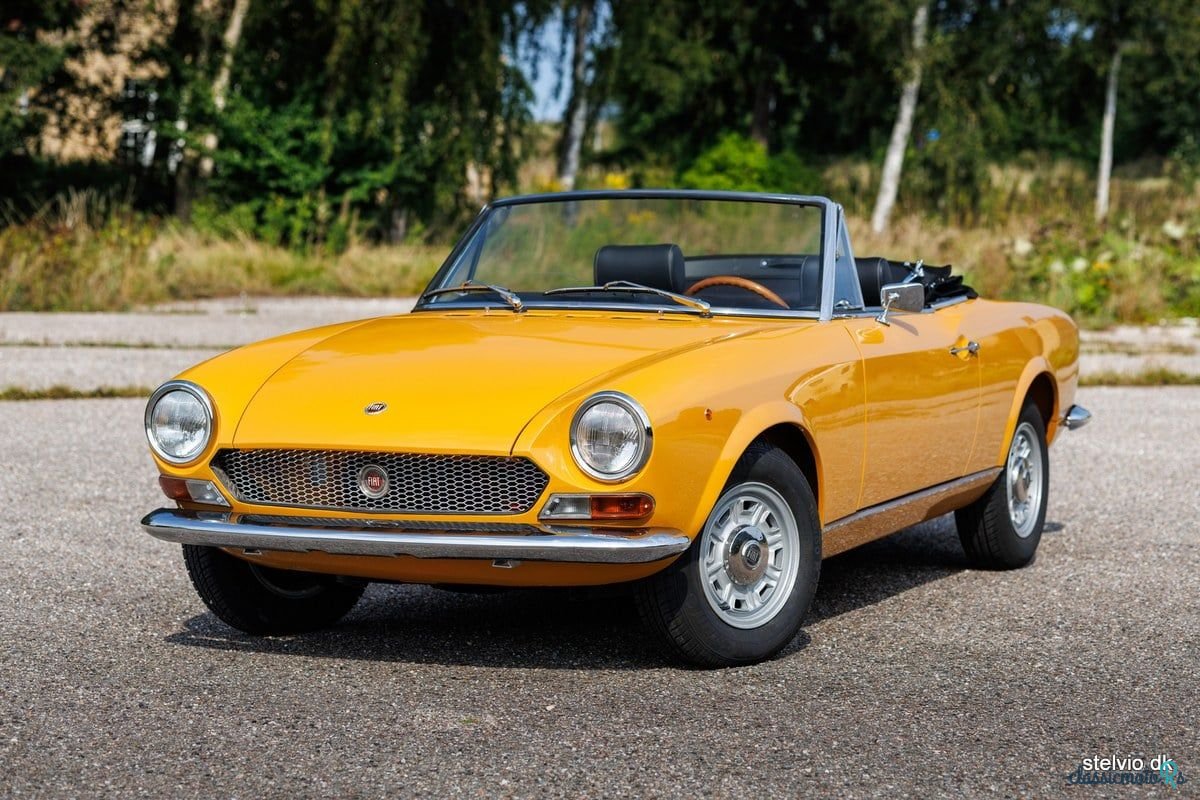 1967' Fiat 124 Spider photo #2