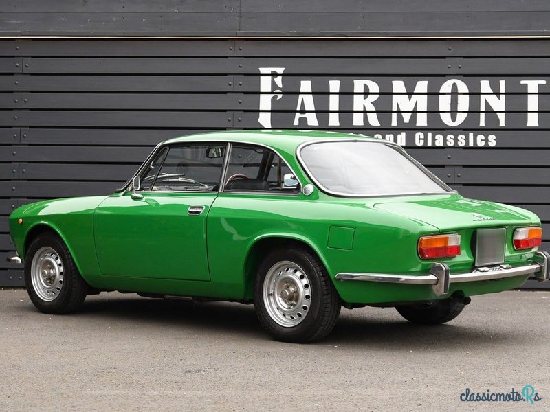 1975' Alfa Romeo 2000 photo #5