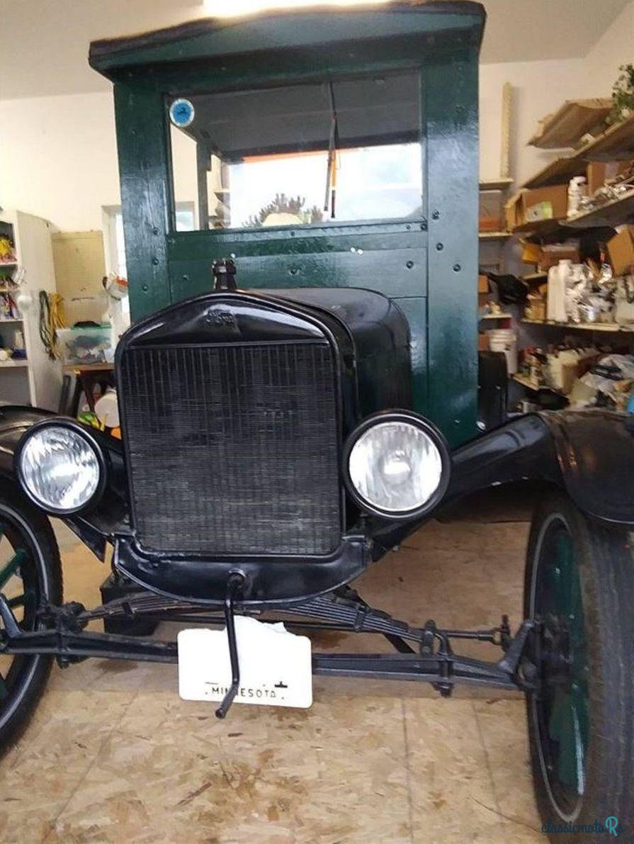 1924' Ford Model T photo #1