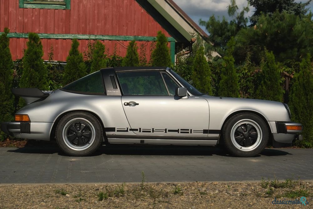 1980' Porsche 911 photo #2