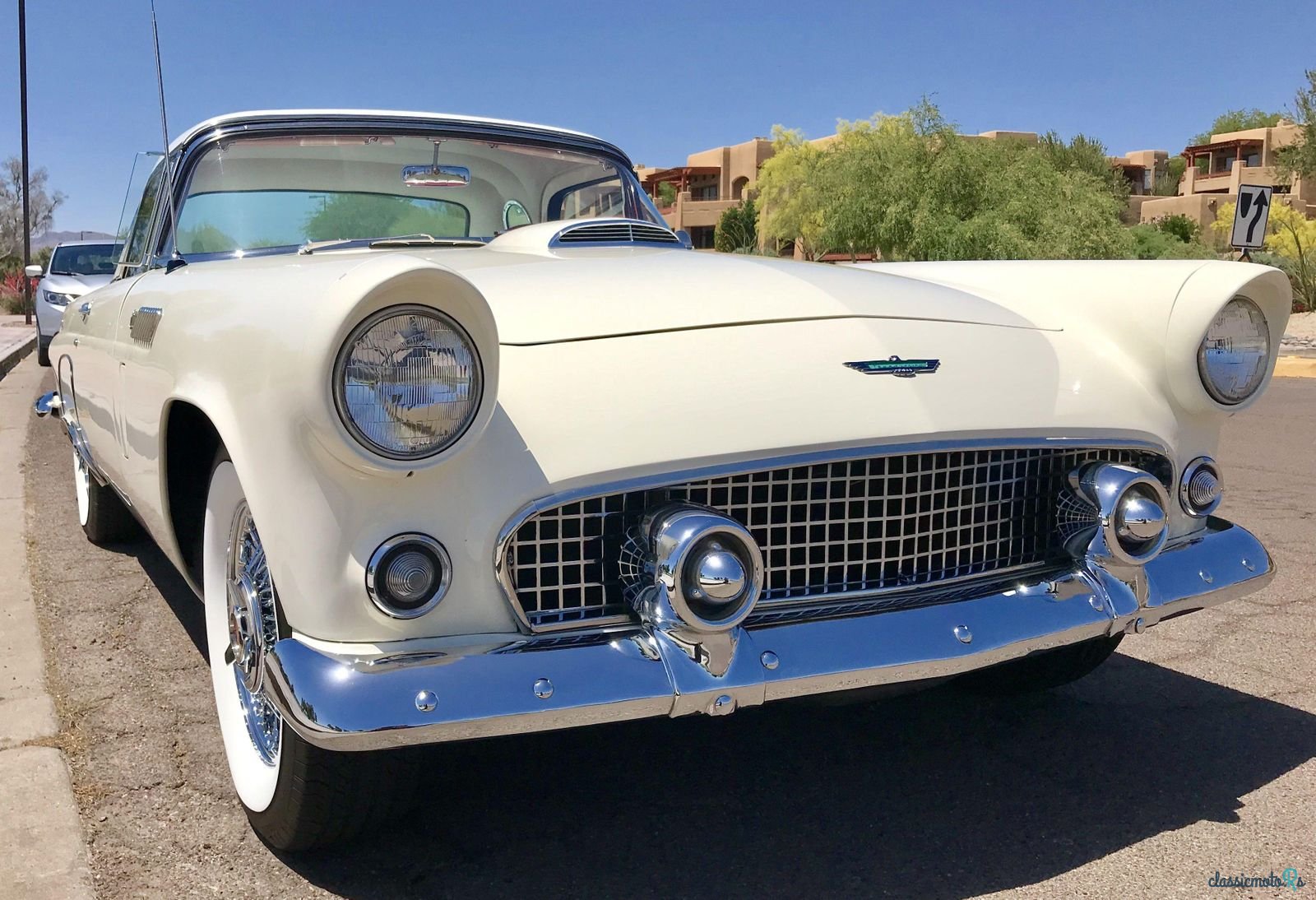 1956' Ford Thunderbird photo #2