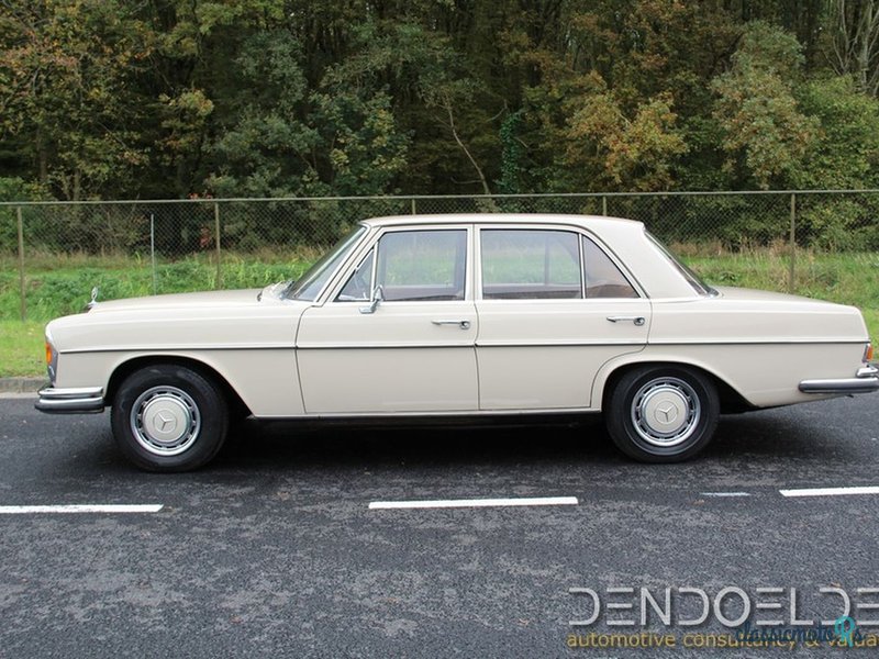 1971' Mercedes-Benz 280 S photo #2