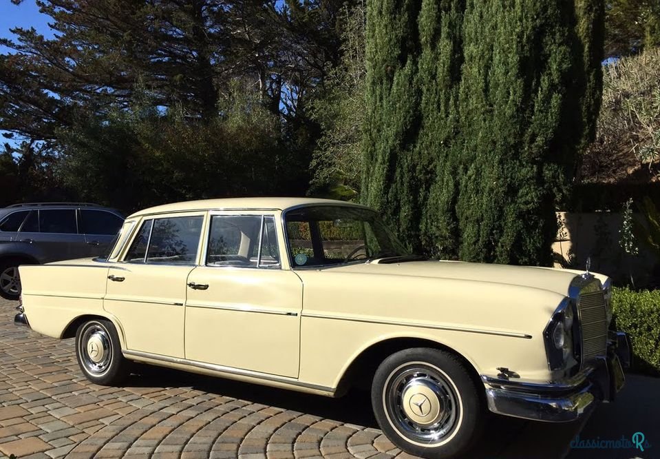 1960' Mercedes-Benz Klasa S photo #3