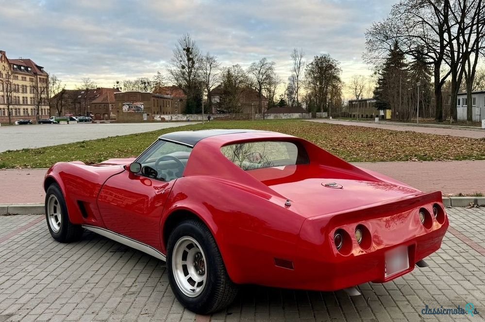 1976' Chevrolet Corvette photo #2