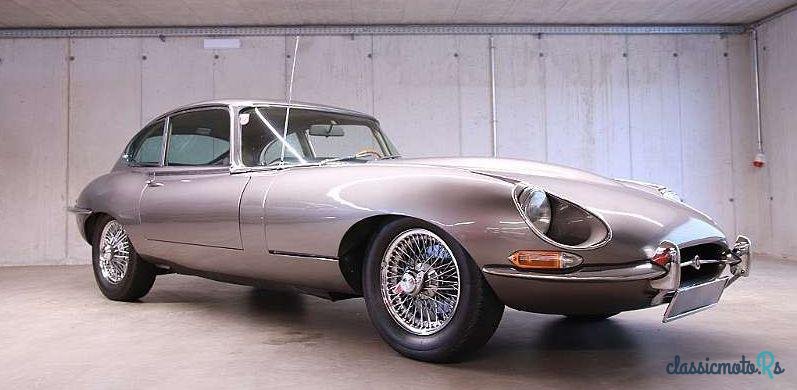 1968' Jaguar E-Type photo #3
