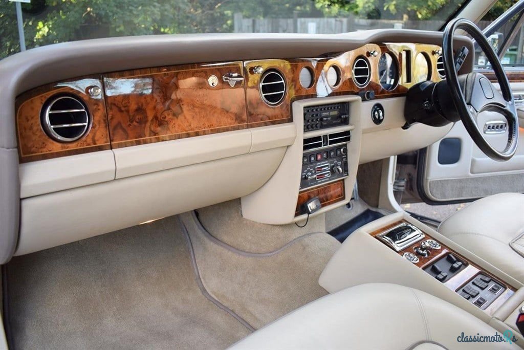 1990' Rolls-Royce Silver Spirit photo #5