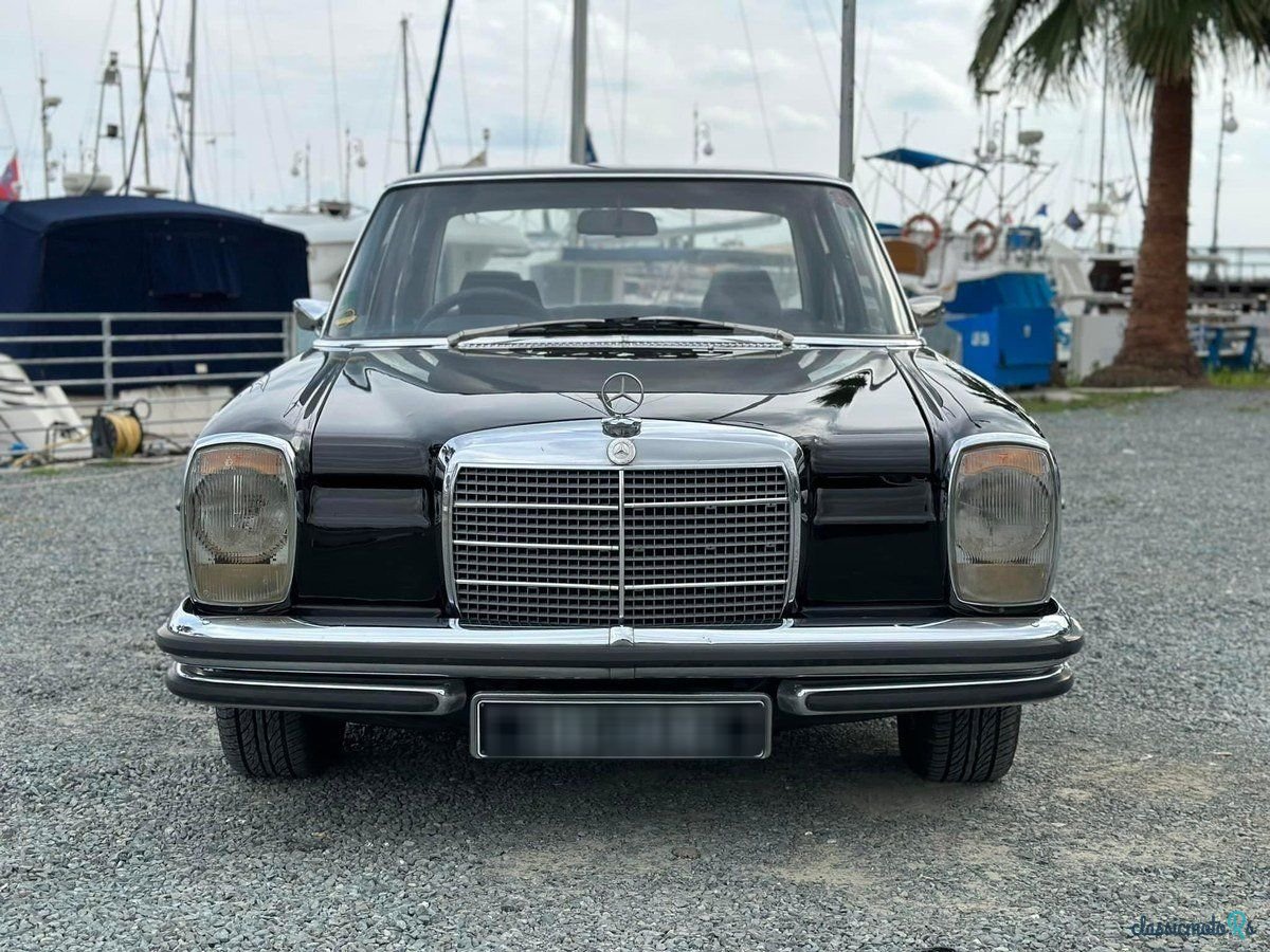1971' Mercedes-Benz 888 photo #6