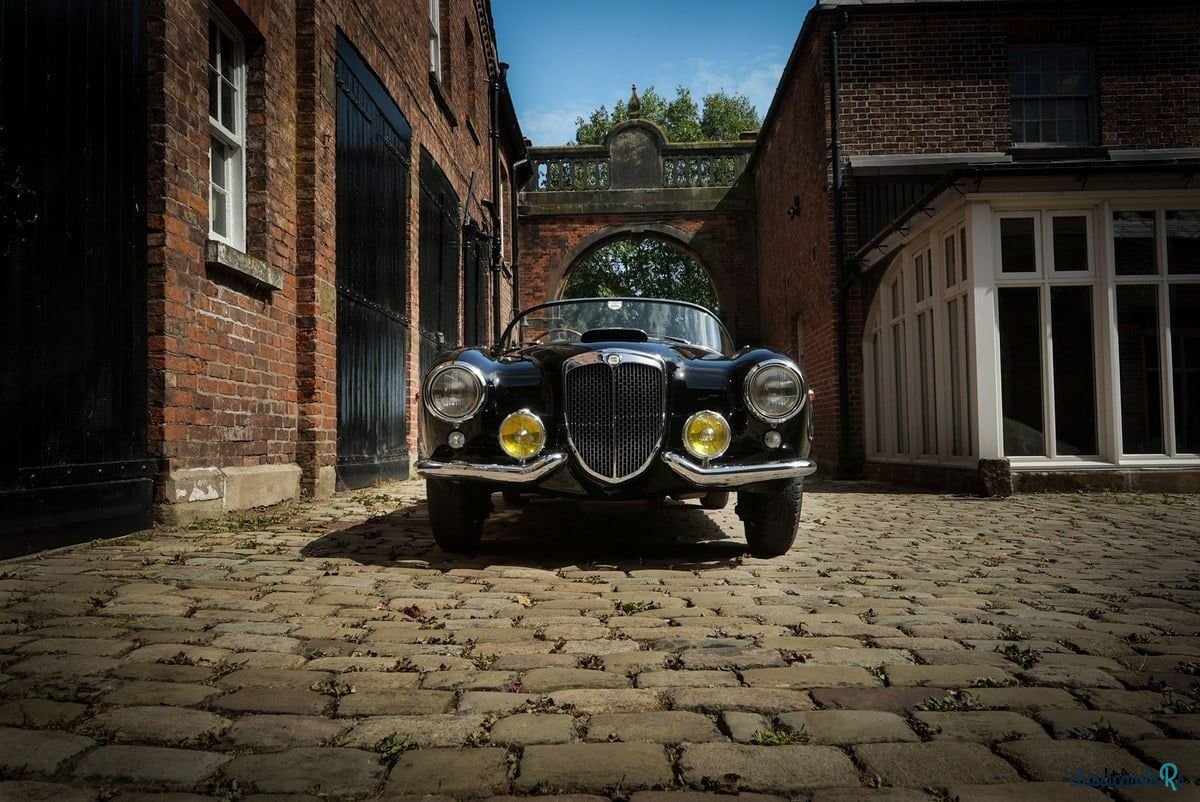 1955' Lancia Aurelia photo #4