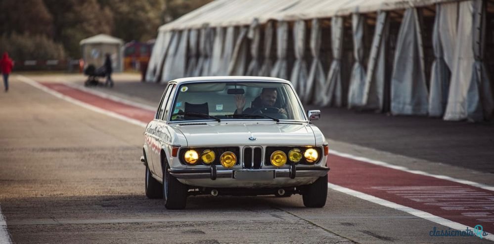 1976' BMW 2500 photo #3