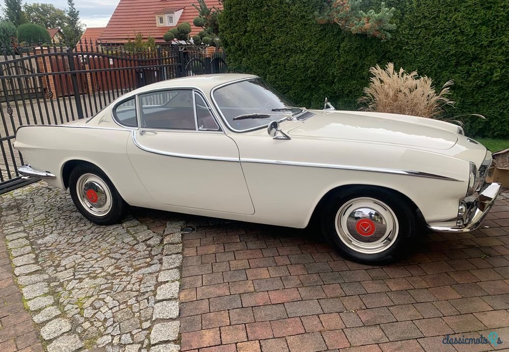 1963' Volvo P1800 photo #1