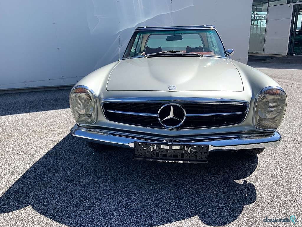 1970' Mercedes-Benz Sl-Klasse photo #3