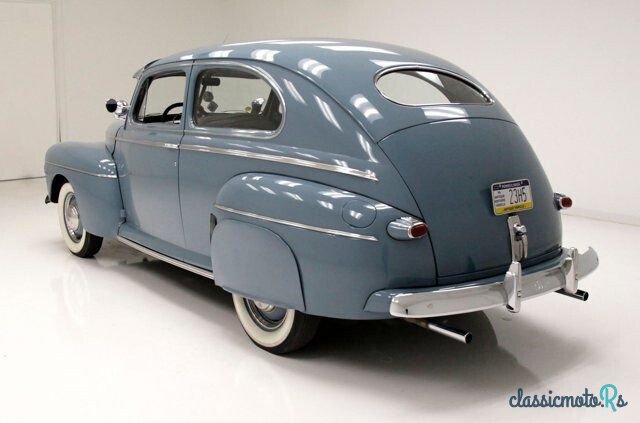 1942' Ford Super Deluxe photo #3