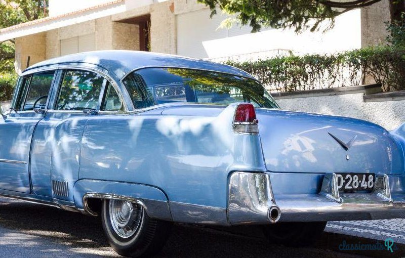 1954' Cadillac Fleetwood photo #2