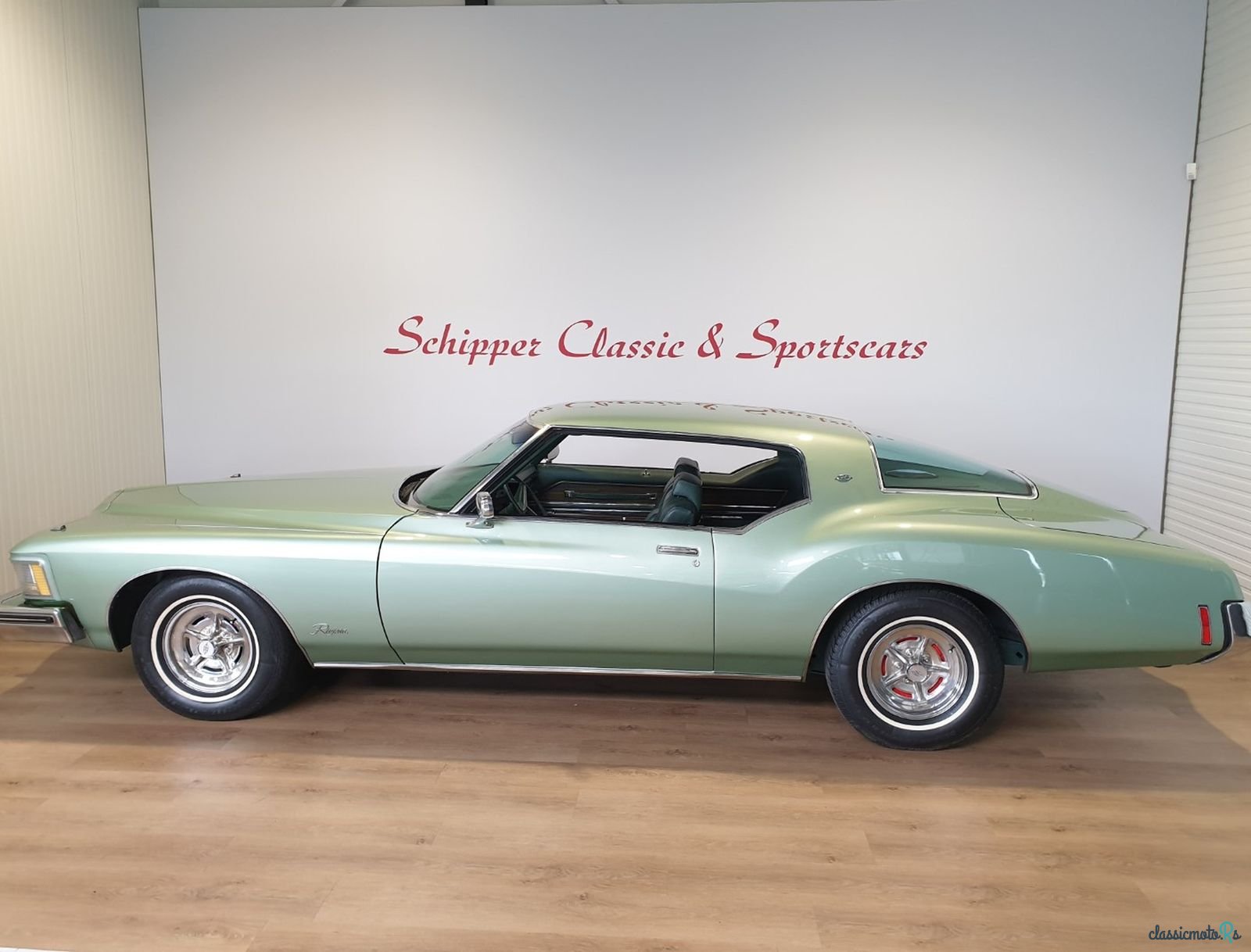 1973' Buick Riviera Boattail 455Ci photo #2