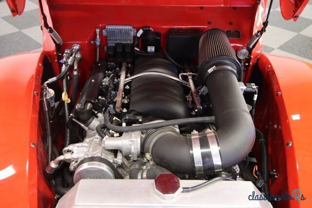 1940' Ford Deluxe photo #2