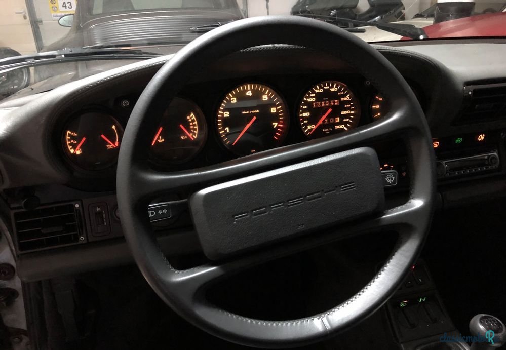 1989' Porsche 911 Coupé 3.6 Carrera 4 photo #3