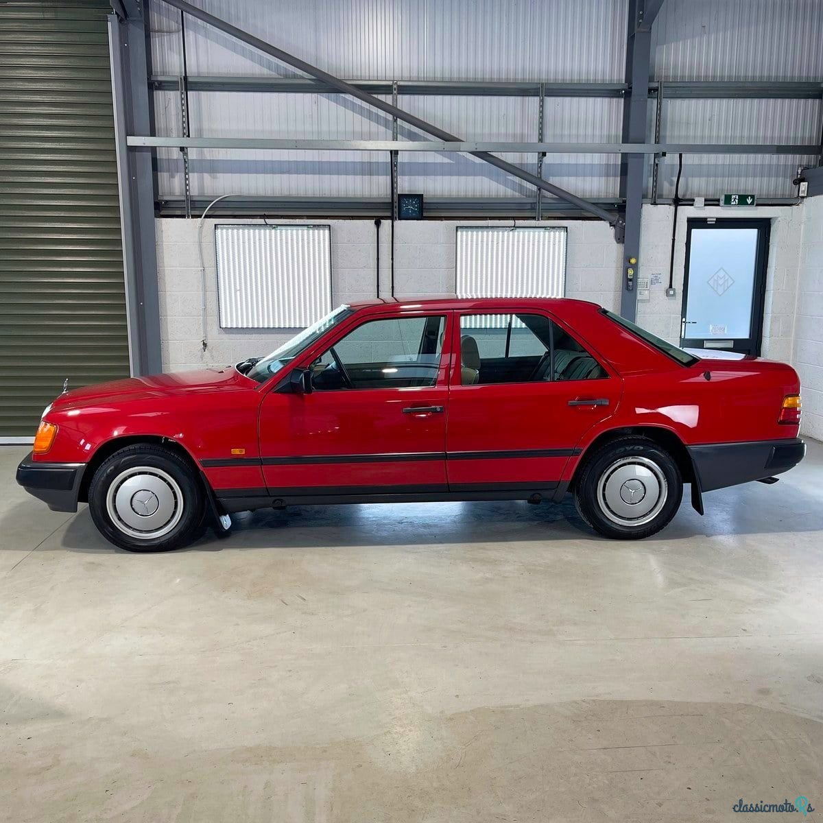 1986' Mercedes-Benz E Class photo #6