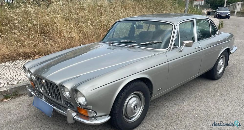 1972' Jaguar XJ photo #1