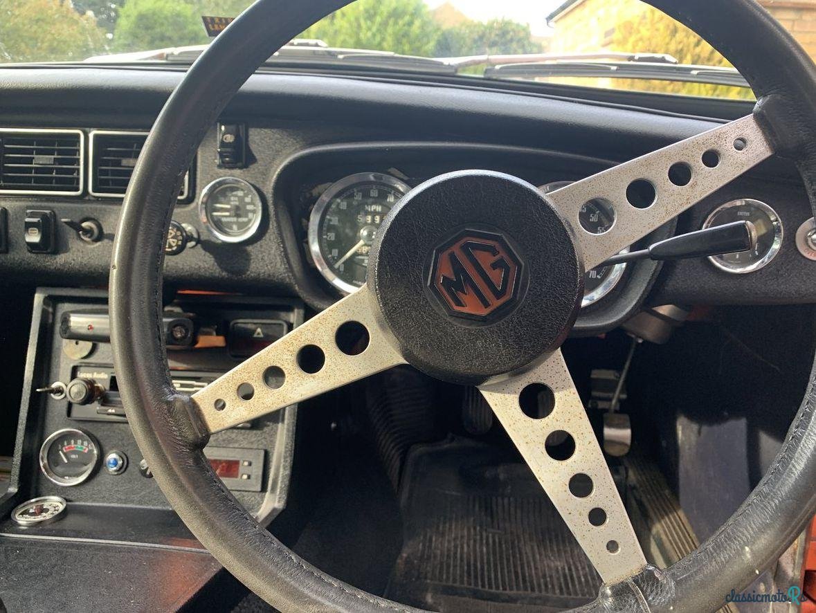 1972' MG Mgb Gt photo #1