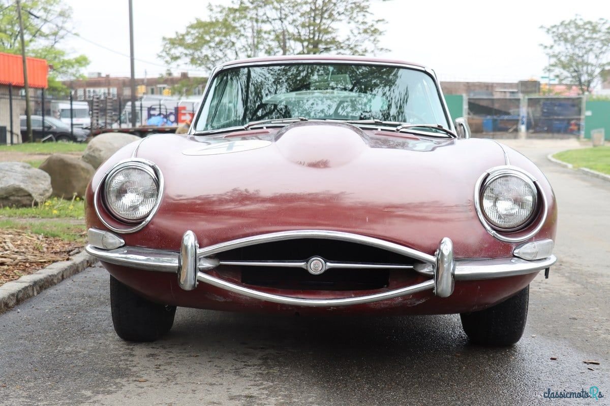 1968' Jaguar XK photo #5