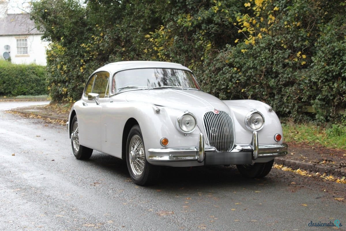 1961' Jaguar XK photo #1