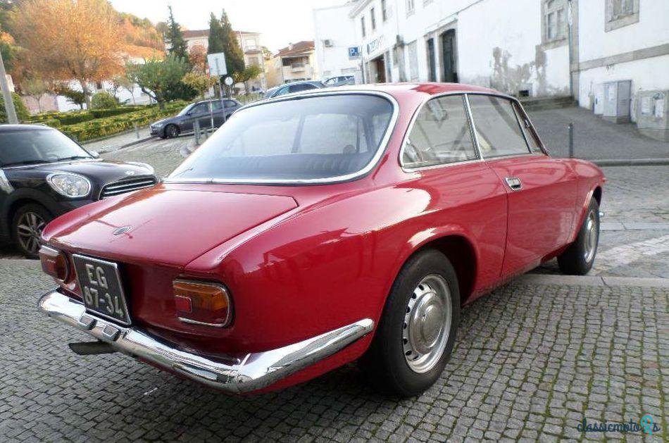 1971' Alfa Romeo Gt Junior 1300 photo #2