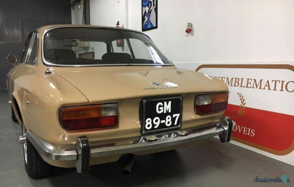 1975' Alfa Romeo Gtv 2000 photo #1
