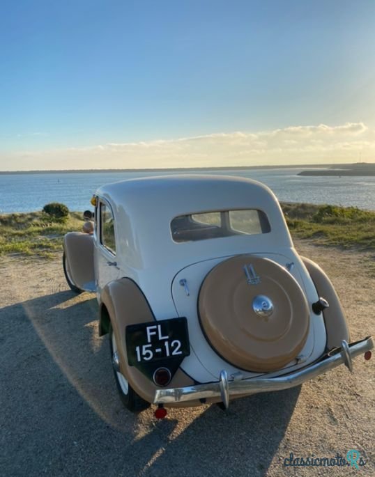 1948' Citroen 11 photo #3