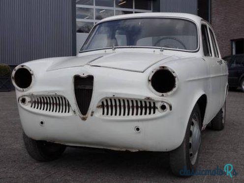 1959' Alfa Romeo Giulietta 1300 Ti photo #1
