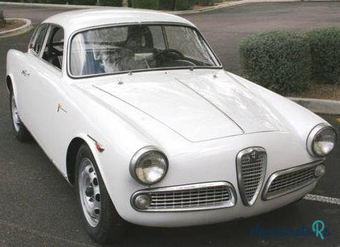 1958' Alfa Romeo photo #2