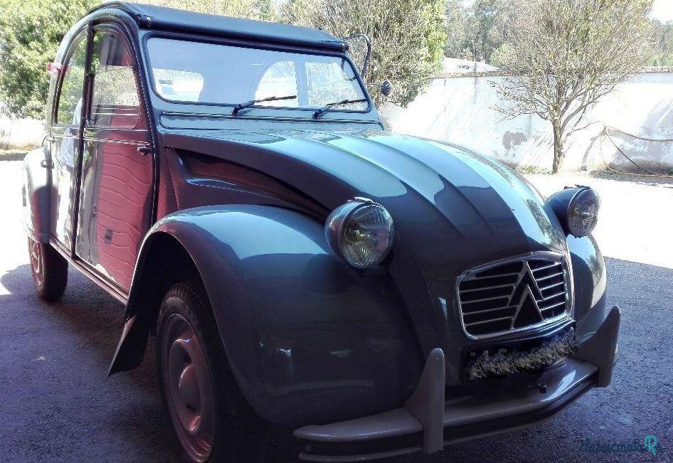 1964' Citroen 2CV photo #3