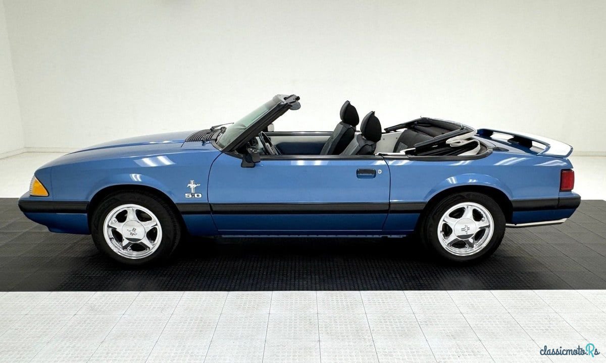 1989' Ford Mustang photo #5