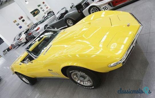 1968' Chevrolet Corvette Stingray photo #2