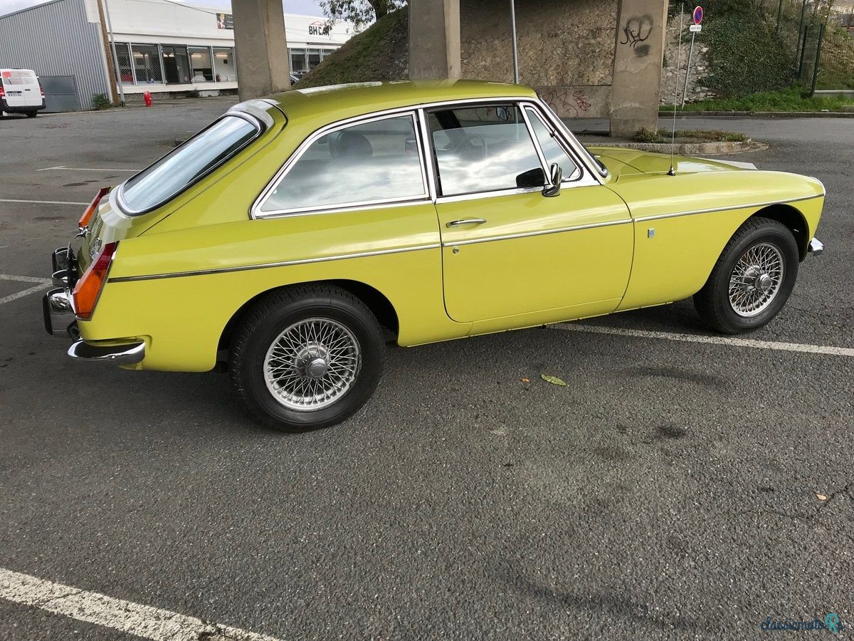 1975' MG MGB photo #3
