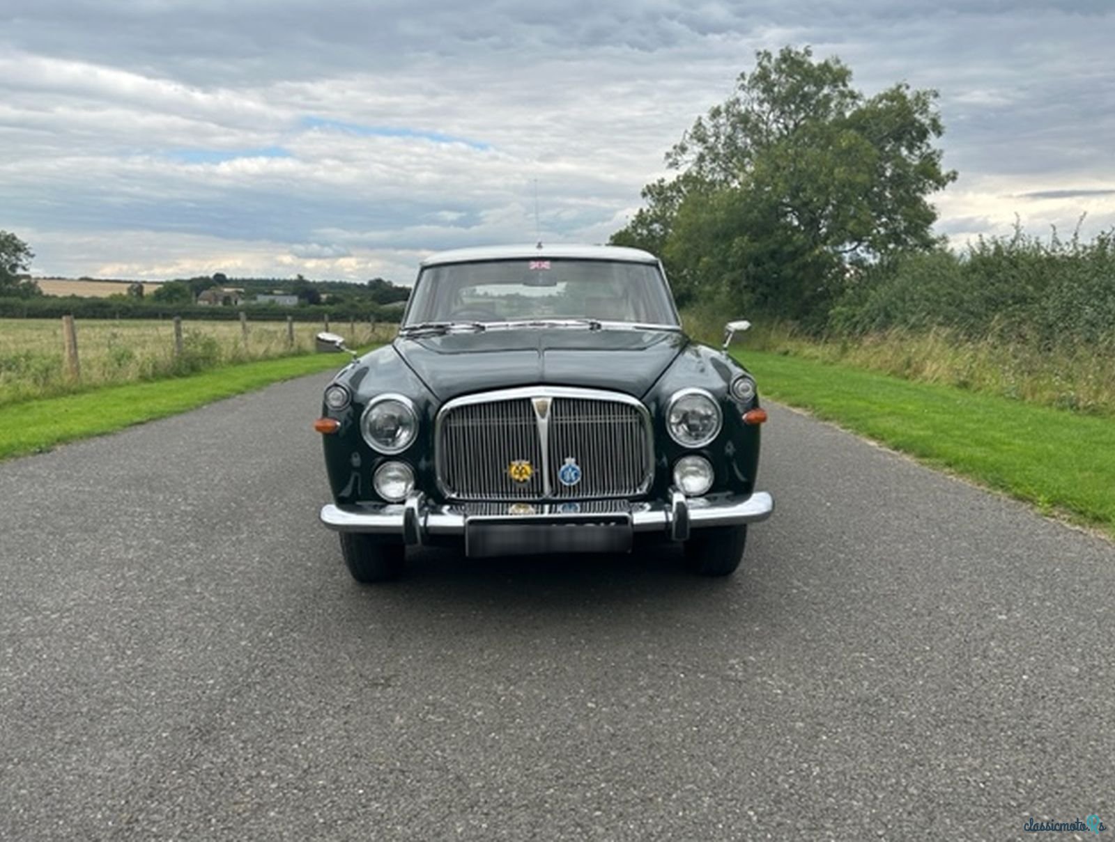 1972' Rover P5B Saloon for sale. Northamptonshire