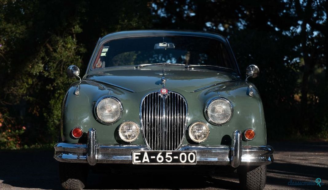 1960' Jaguar Mk-Ii photo #2