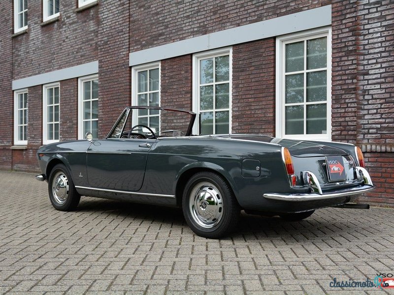 1964' Fiat 1500 Spider photo #4