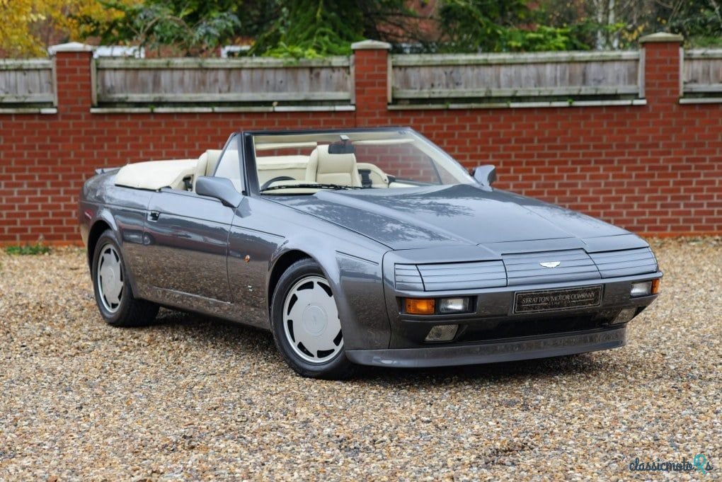 1989' Aston Martin V8 photo #1