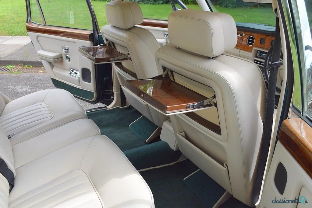 1990' Rolls-Royce Silver Spirit photo #4