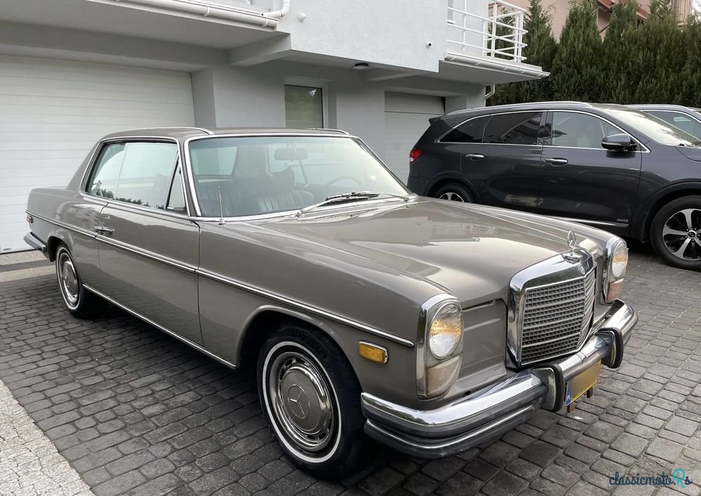1969' Mercedes-Benz W114 photo #2