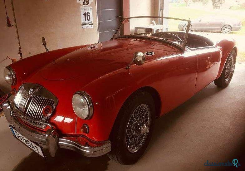 1958' MG MGA photo #2