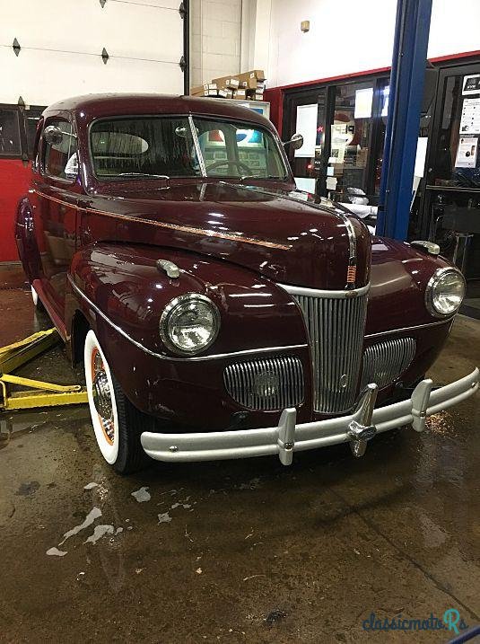1941' Ford Super Deluxe photo #1
