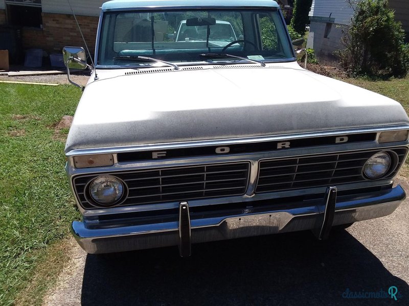 1975' Ford F-250 photo #4