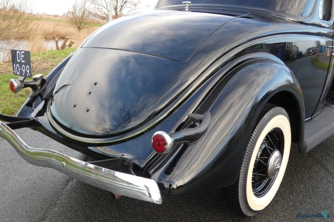 1935' Ford Model 48 photo #6