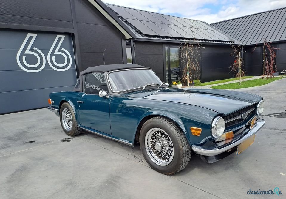 1974' Triumph TR6 photo #2