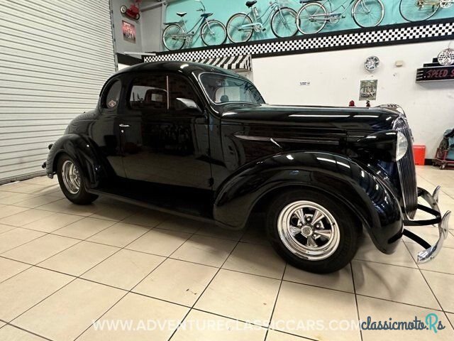 1937' Plymouth photo #5